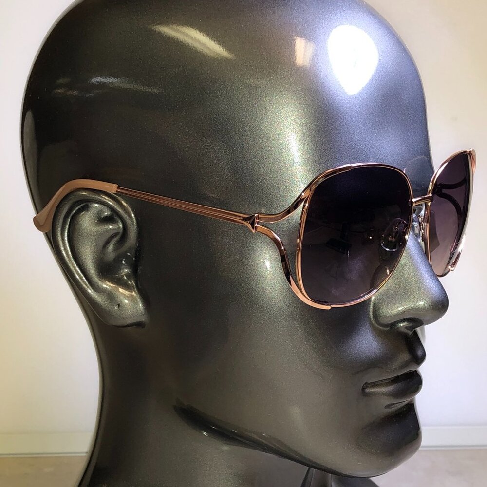 Sean John Rose Gold Oversized Sunglasses - Picture 3 of 6